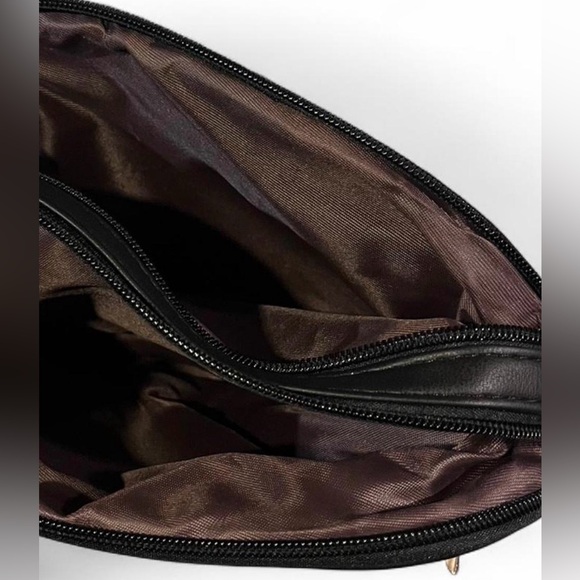 Black Crossbody Bag with Quilted Detail - Picture 4 of 7